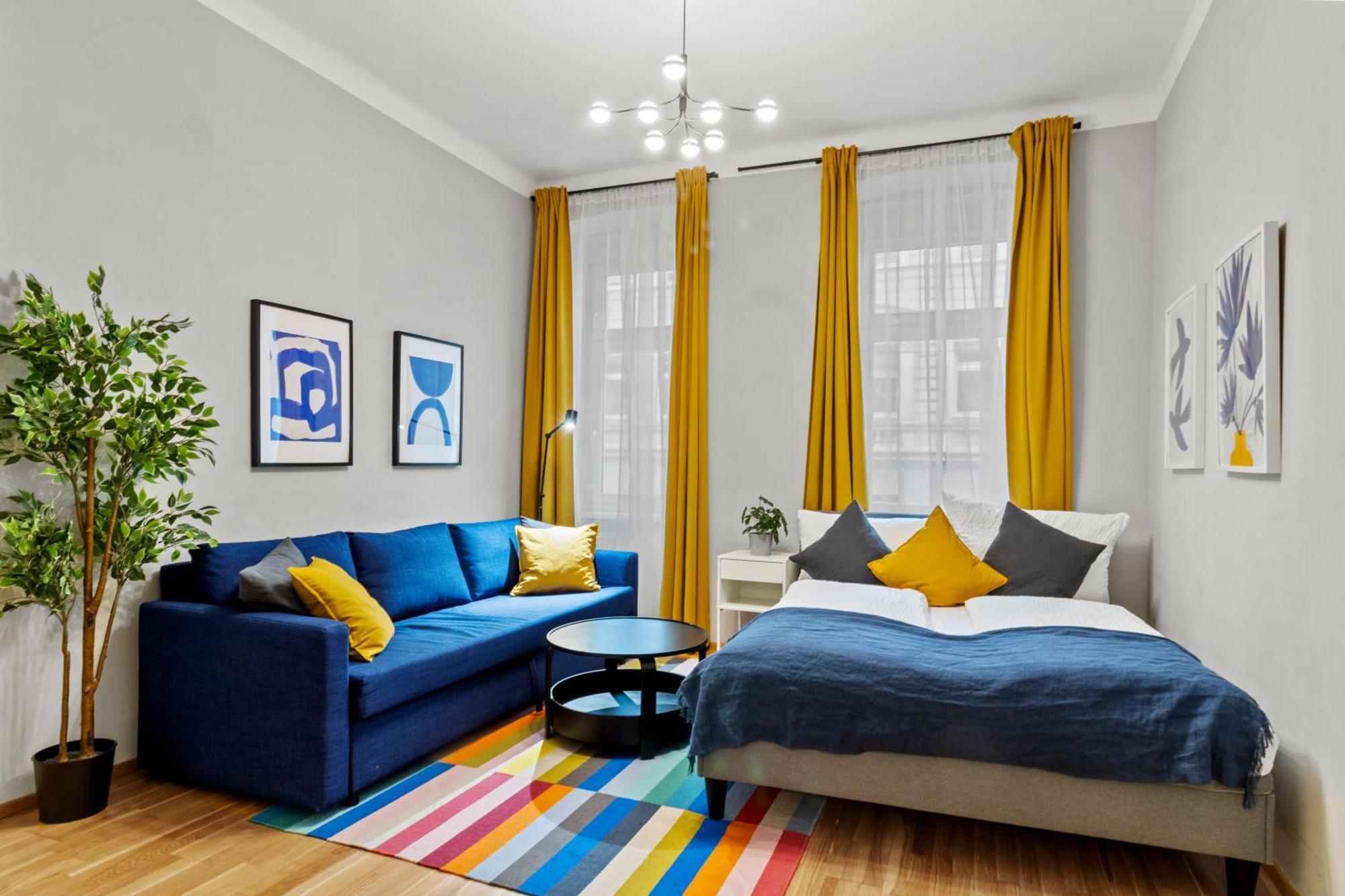 Appartement Very Spacious With A Wintergarden And Terrace, 1 Minute To Tram Station *